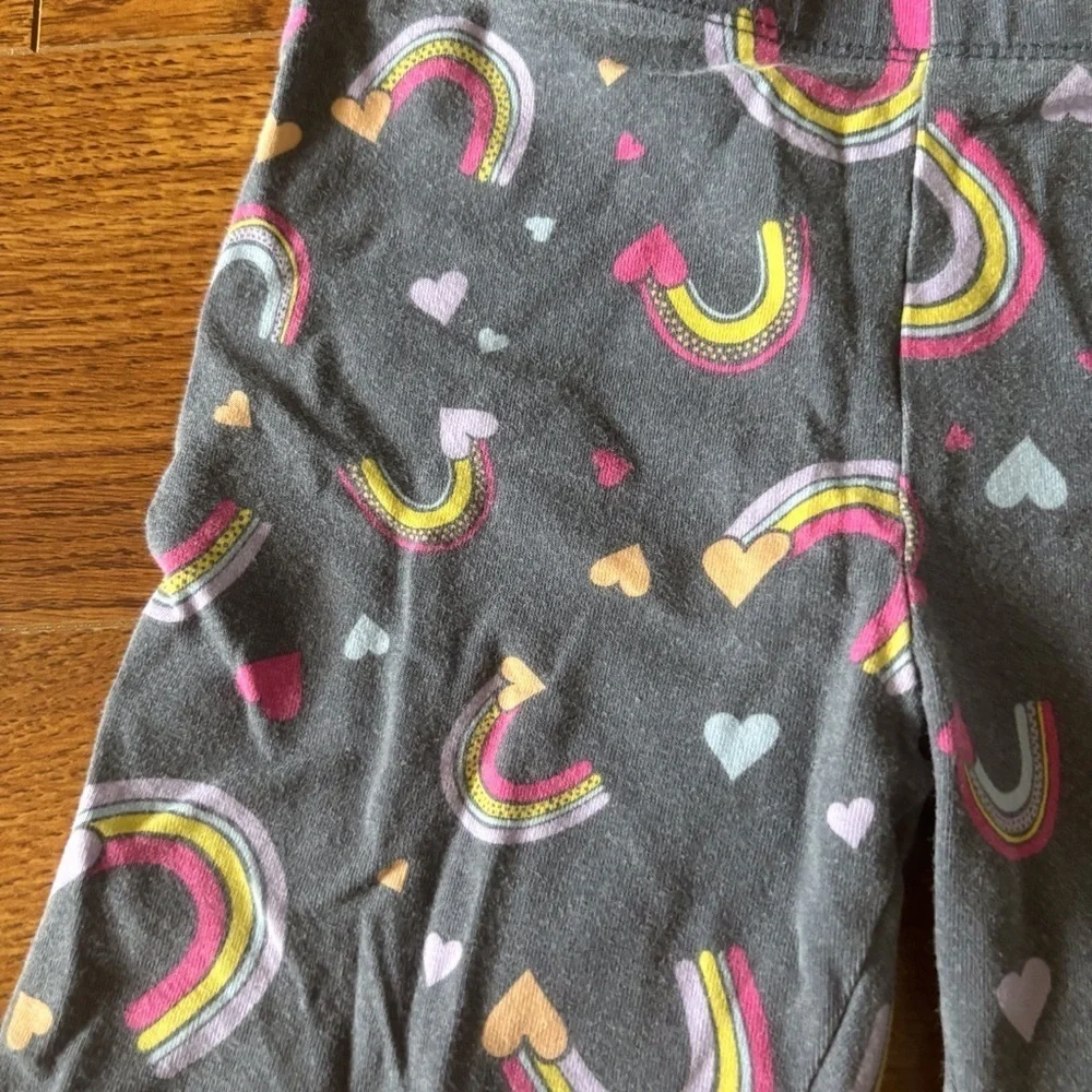 Wonder Nation Rainbow bike Shorts in size M